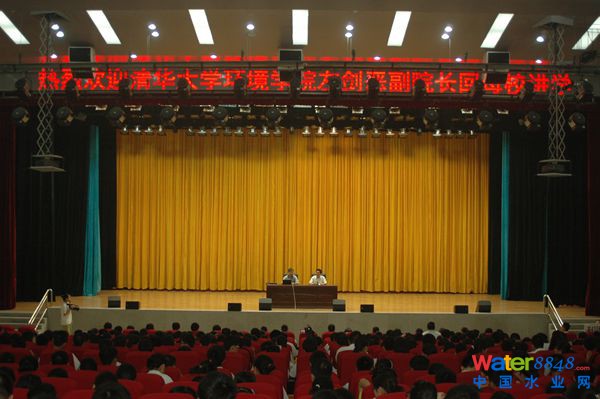 清華大學環(huán)境學院副院長左劍惡教授回母校講學