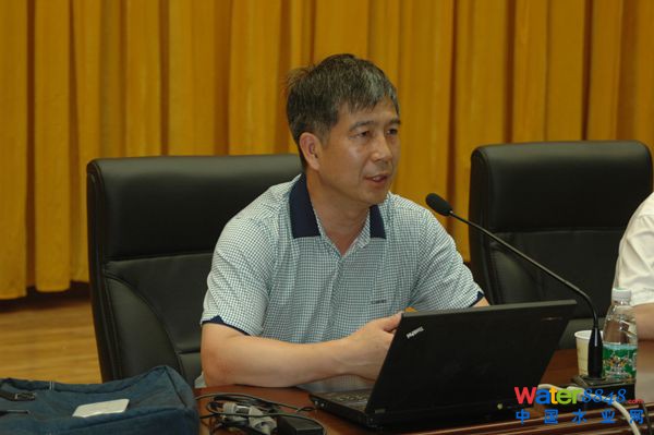 清華大學環(huán)境學院副院長左劍惡教授回母校講學